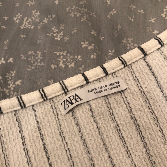 Zara Shirt - Picture 2 of 2